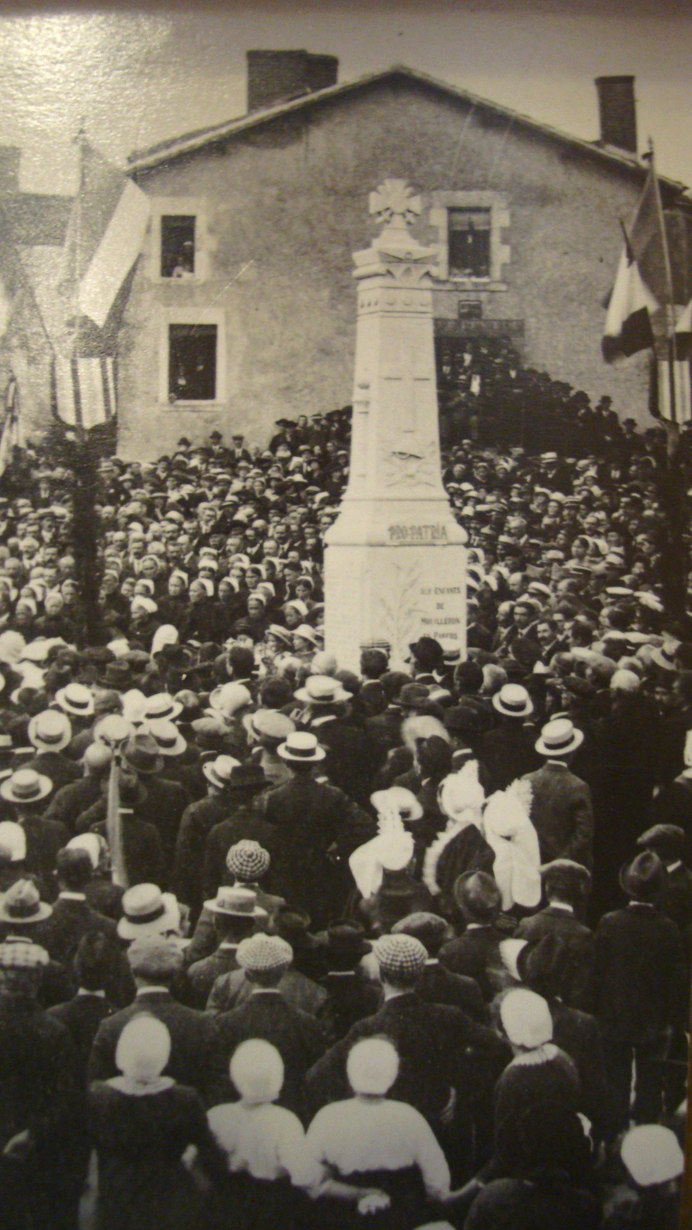 inaugurationmonumentauxmorts1921.jpg