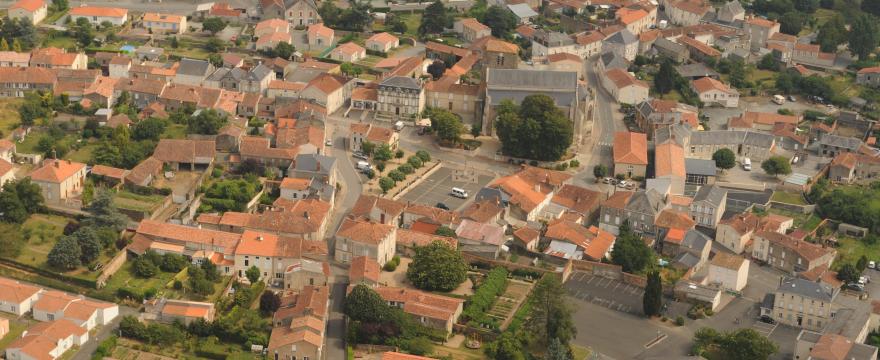 Mouilleron en Pareds Centre bourg